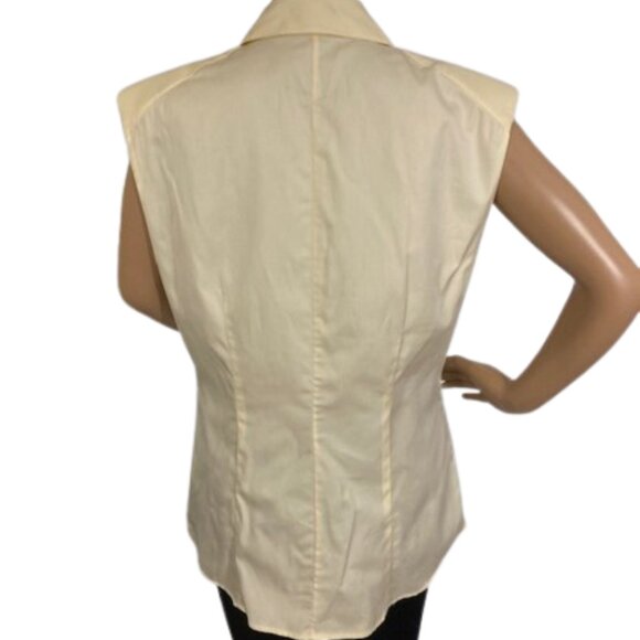 Judith & Charles Sleeveless Button-Up Blouse - Picture 5 of 6